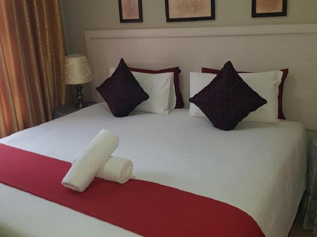 Bay Sun Lodge Ричардс Бей Екстериор снимка